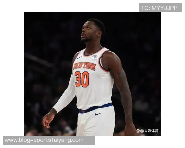 兰德尔本赛季状态火热已五次单场得分30上赛季仅三次表现相对平淡